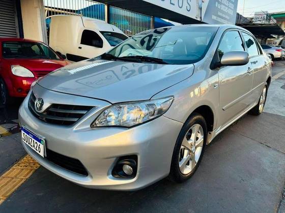 TOYOTA COROLLA 1.6 XLI 16V GASOLINA 4P AUTOMÁTICO TOYOTA COROLLA 1.6 XLI 16V GASOLINA 4P AUTOMÁTICO
